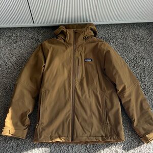 Patagonia Men’s insulated raincoat